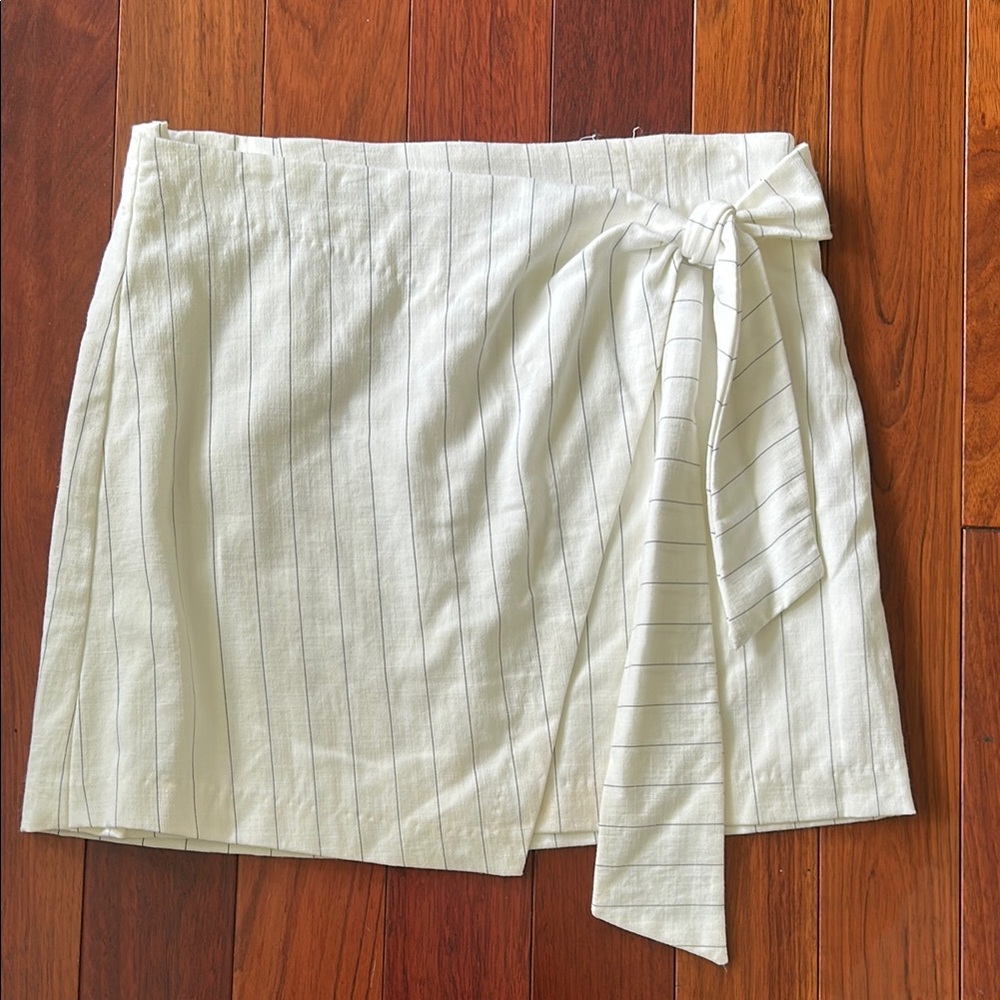 Rachel Zoe White Mini Skirt Elegant Design
